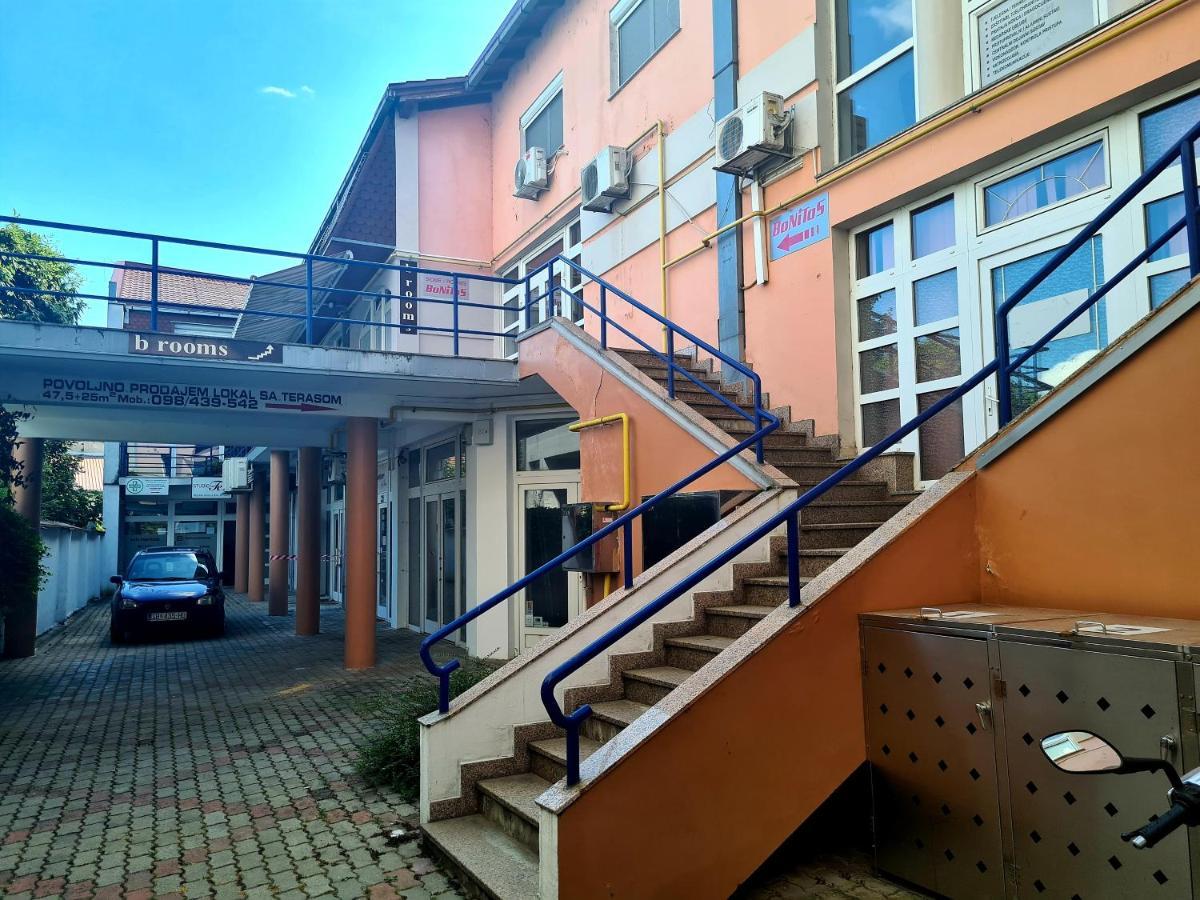 Bonitos, Sobe-Rooms Slavonski Brod Ngoại thất bức ảnh