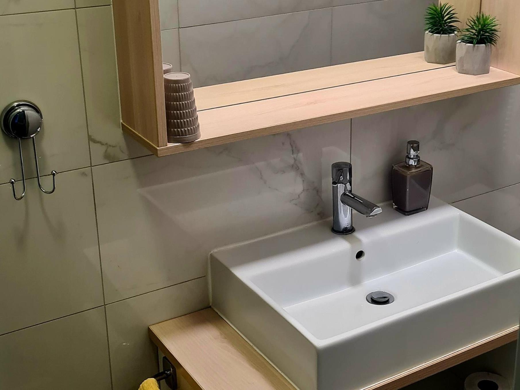 Bonitos, Sobe-Rooms Slavonski Brod Phòng bức ảnh
